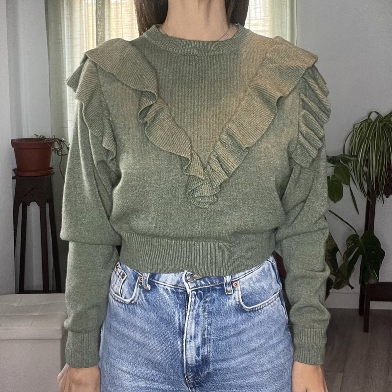 Jersey verde con volante.